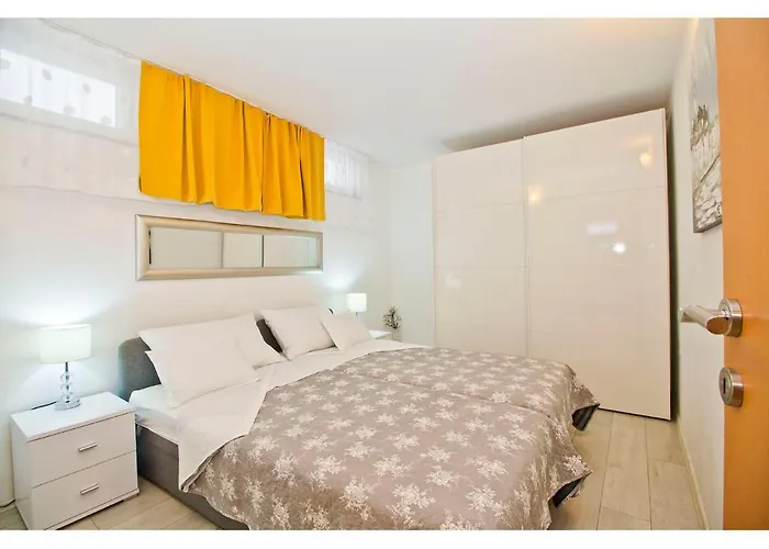 Apartment Cozy And Split